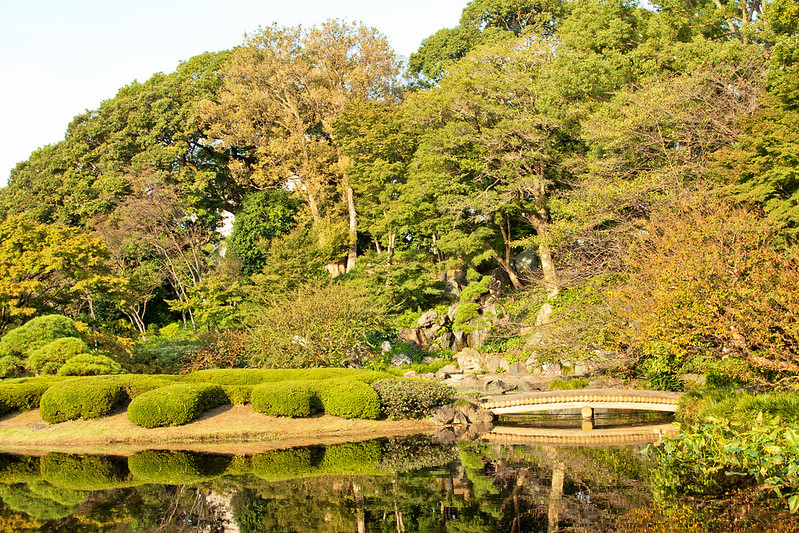 Pond and bridge at Ninomaru Garden, Tokyo Imperial Palace East Garden